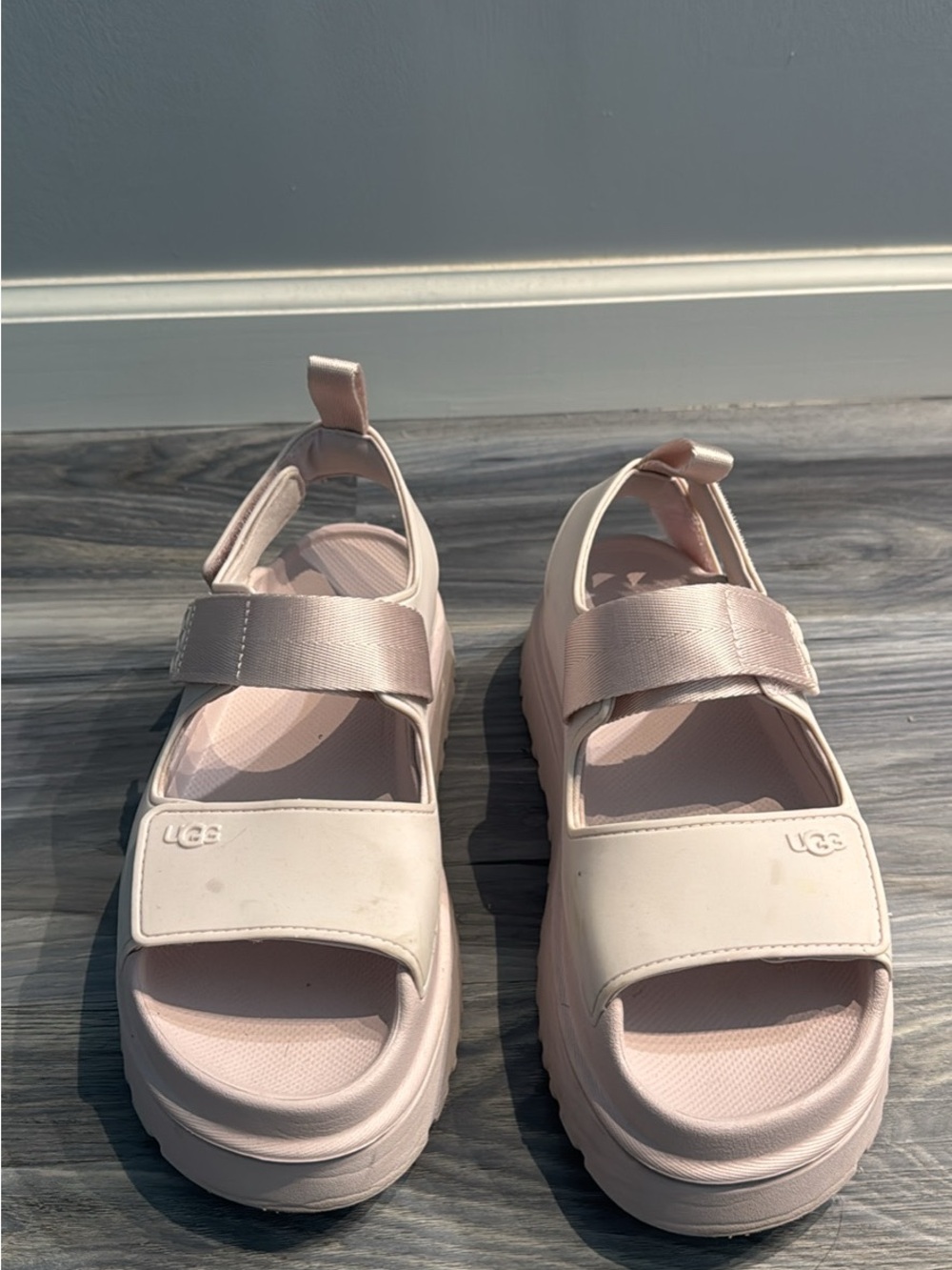 UGG Women's Pale Pink Platform Sport Sandals - Picture 2 of 4